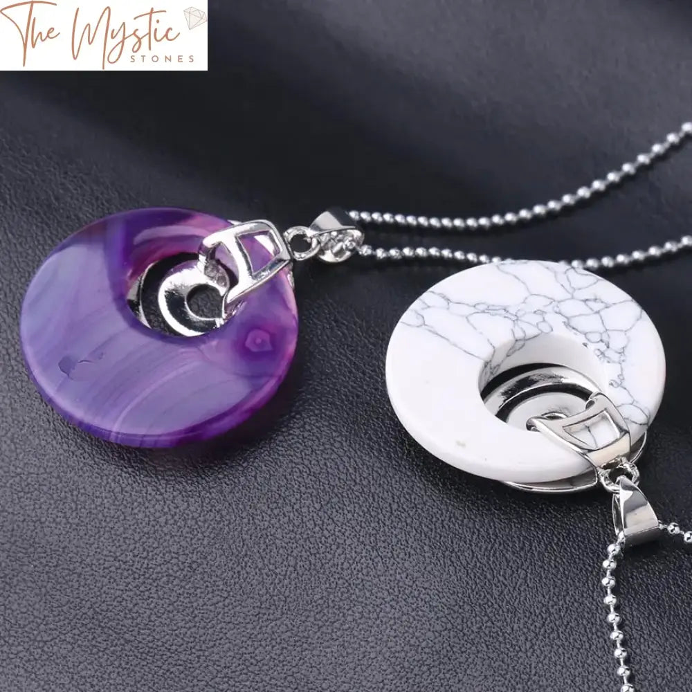 Agate & Howlite Spiral Pendant Necklace