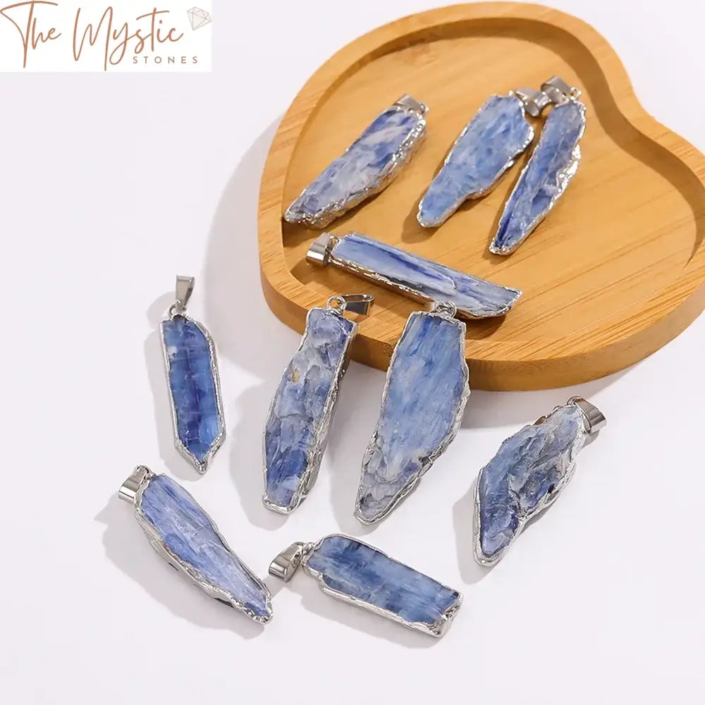 Blue Kyanite Amethyst Chakra Healing Pendant