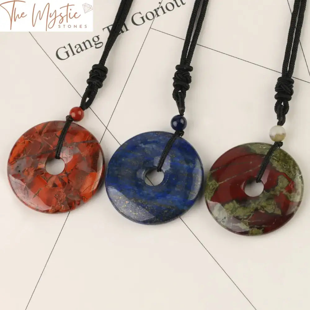 Circle Stone Amulet Necklace