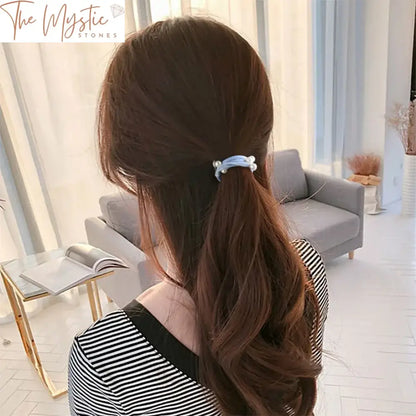 Elegant Double-Layered Pearl Hair Tie