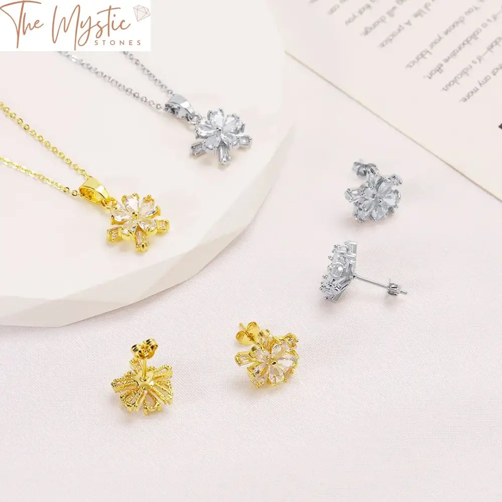 Elegant Five Leaf Flower Jewelry Set