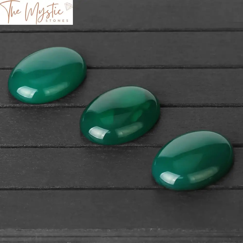 Green Agate Oval Cabochon 23X30Mm