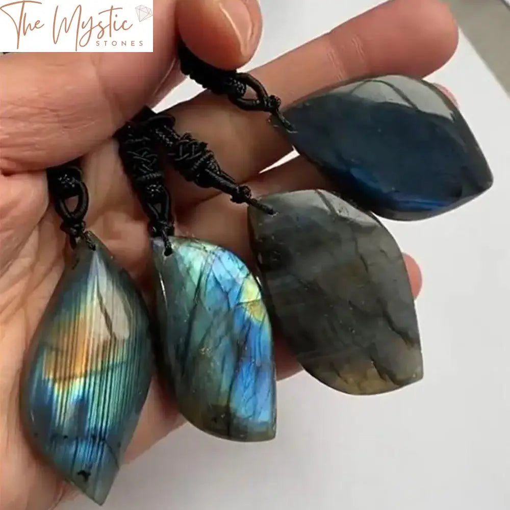 Labradorite Leaf Pendant With Blue Flash Moonstone