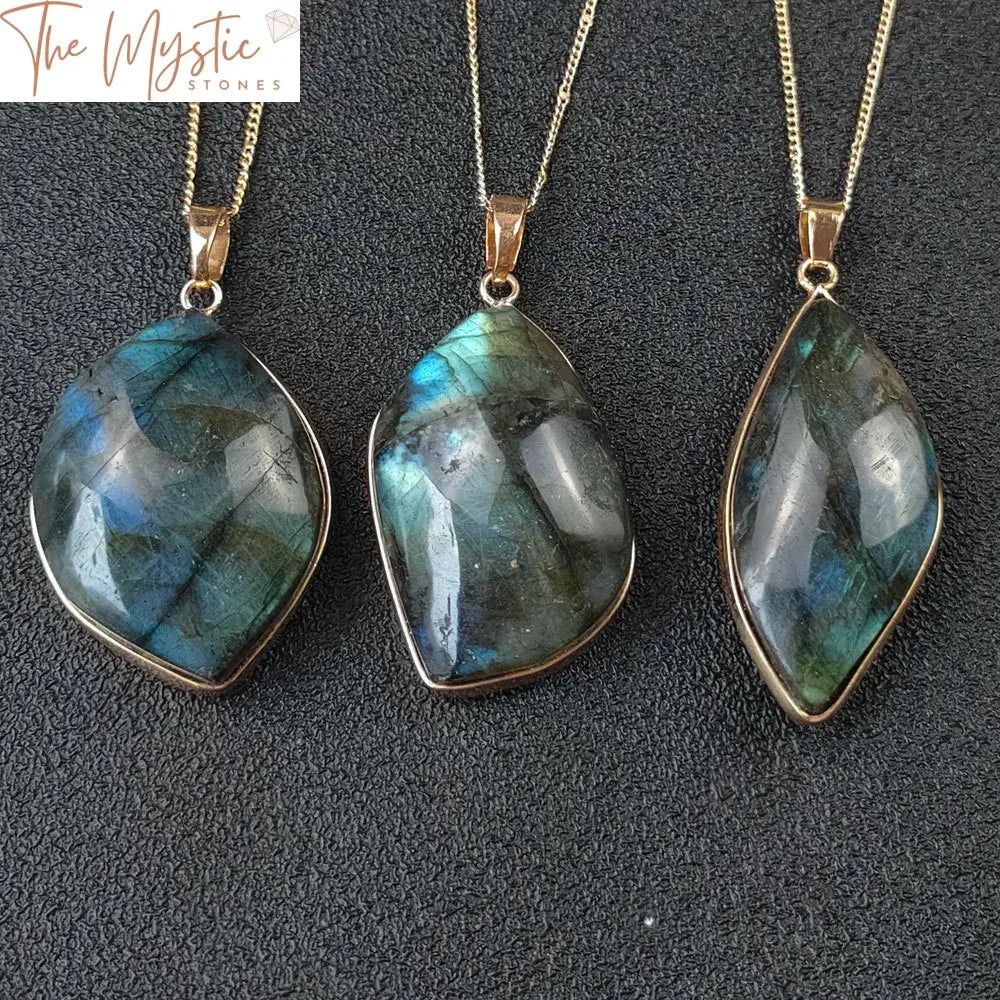 Labradorite Rough Stone Pendant Necklace