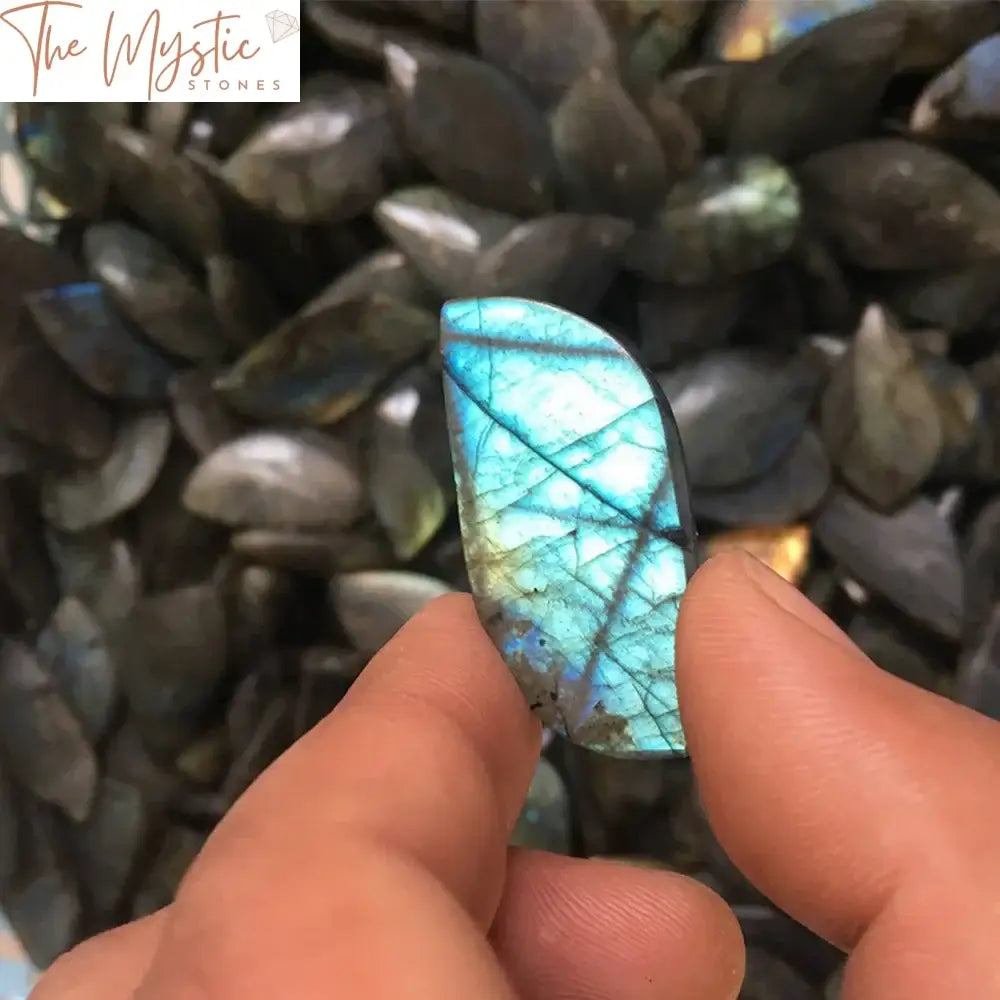 Leaf-Shaped Labradorite Quartz Pendant