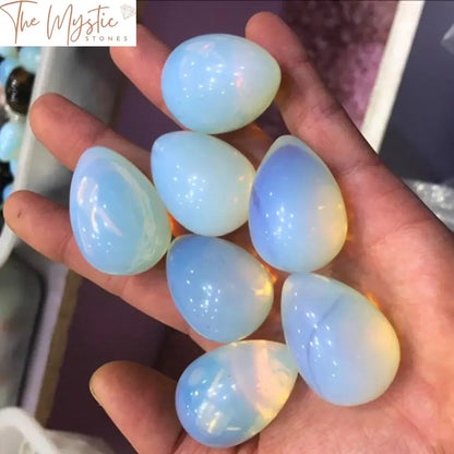 Natural Opal Quartz Egg 1.2’’ - Healing & Exercise Crystal