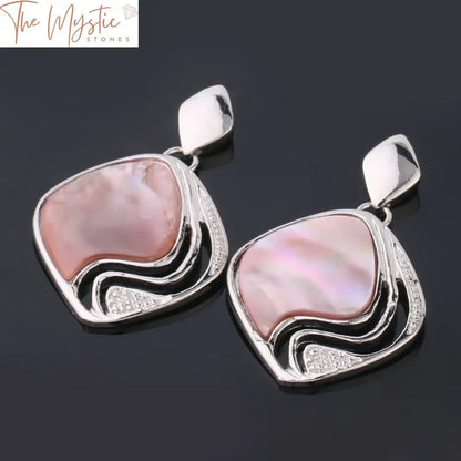 Pink Shell Geometric Pendant Necklace