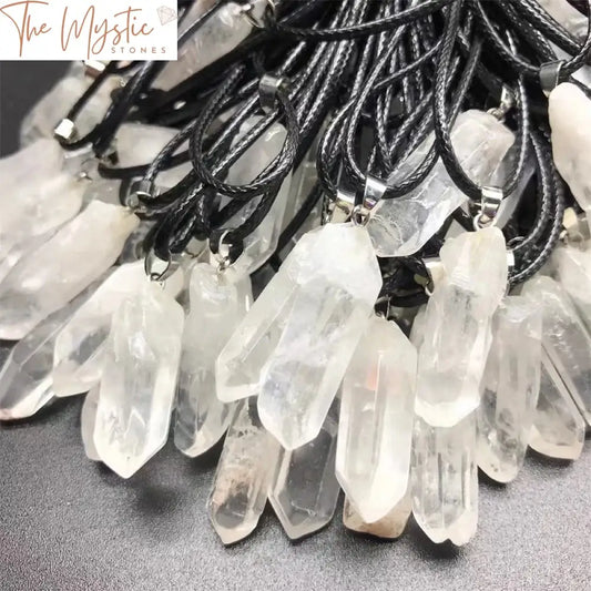 An irregularly shaped white crystal quartz pendant, measuring 2-4cm, displayed against a plain background.